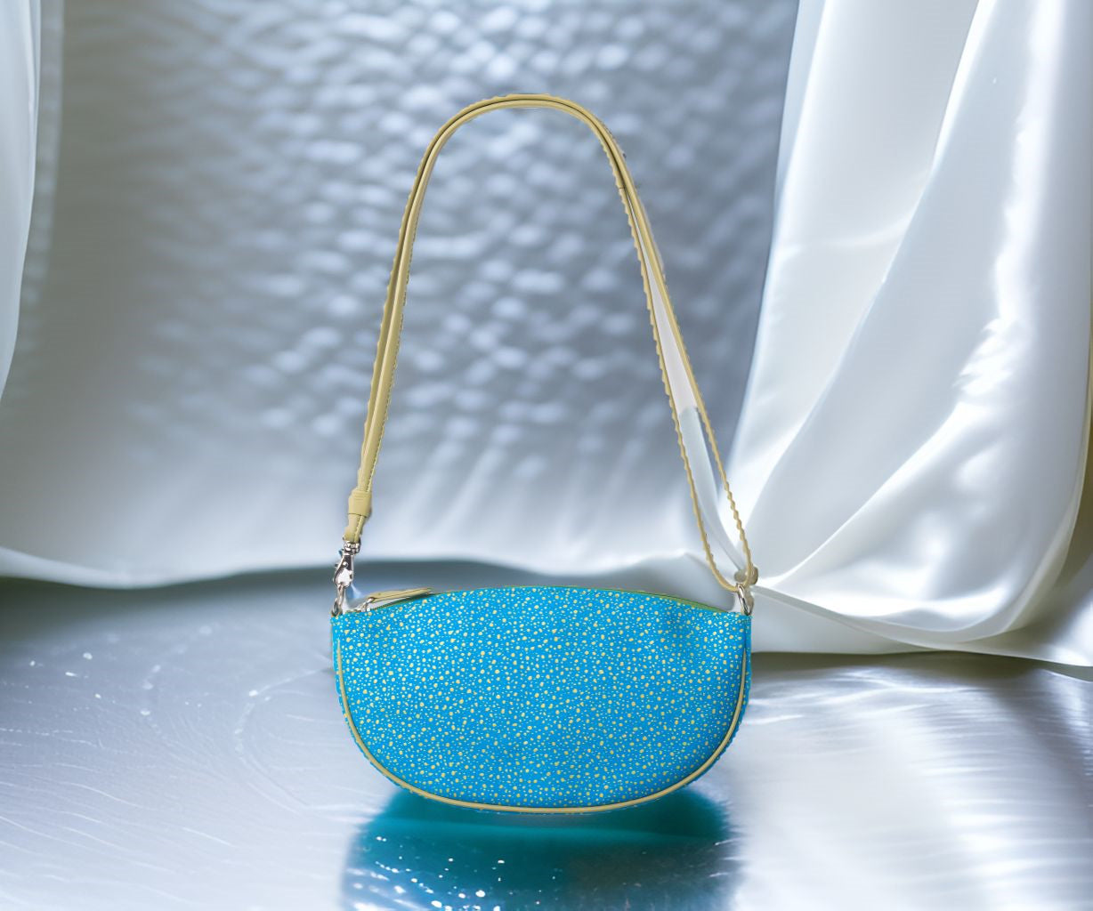 Shoulder pochette boat-shaped | Turquoise