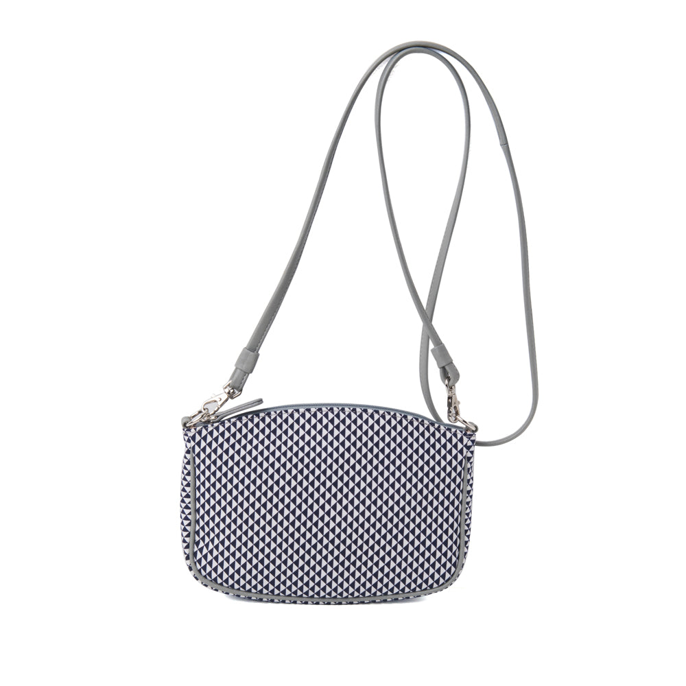 Shoulder pochette mallet-shaped | Navy blue