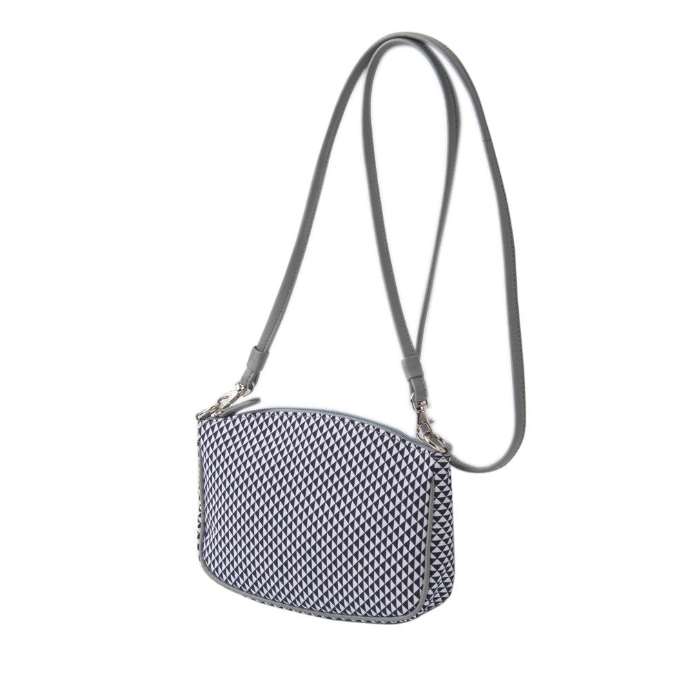 Shoulder pochette mallet-shaped | Navy blue
