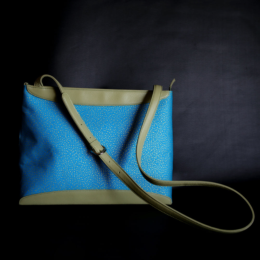 Shoulder bags